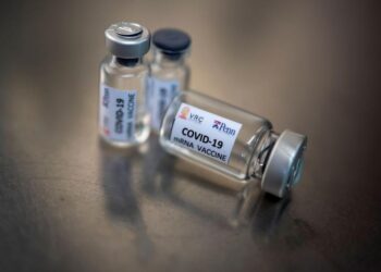 Governo zera Imposto de Importação de vacinas contra covid-19