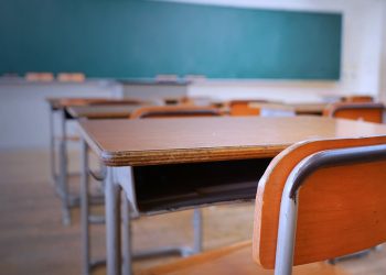 Governo do Estado decide não liberar aulas presenciais de escolas públicas em 1º de outubro em Fortaleza