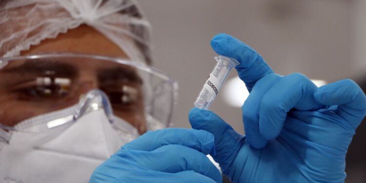 Covid-19 tem mais de 30 milhões vítimas em todo o mundo