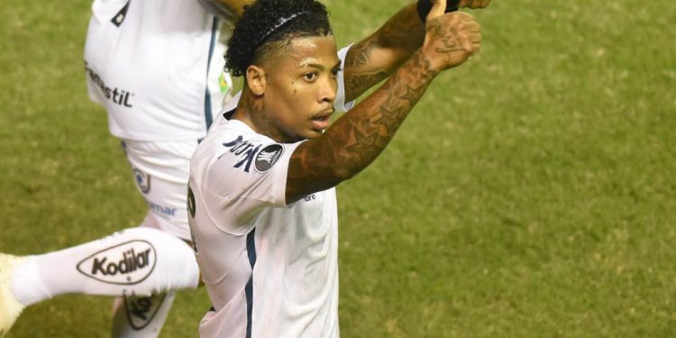 Fortaleza empata com o Santos na Vila Belmiro por 1×1 e segue na cola do G6