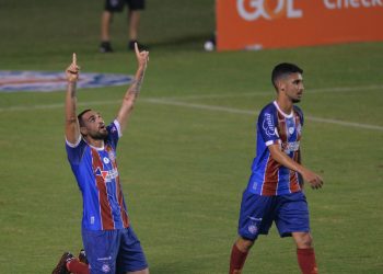 Bahia vira para cima do Atlético-MG e ajuda Inter e Flamengo