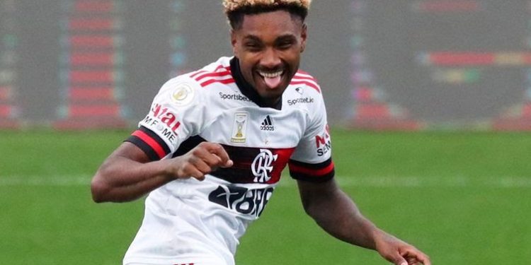 Flamengo goleia Corinthians no Itaquerão, com vitória de 5 a 1