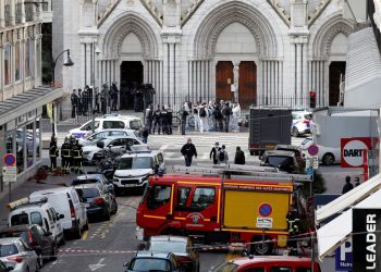 Esfaqueamento no interior de uma igreja deixa três mortos, em Nice