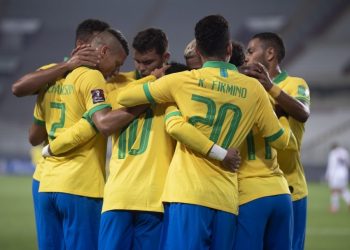 Neymar marca três vezes e seleção vence Peru nas Eliminatórias