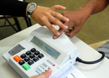 Ser de grupo de risco para a Covid-19 ou estar em isolamento não tira obrigatoriedade do voto