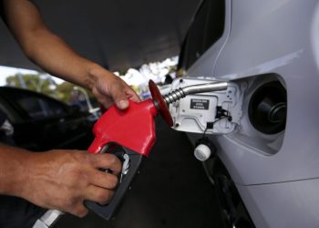 Petrobras reduz preço de gasolina e diesel a partir desta terça-feira (27)