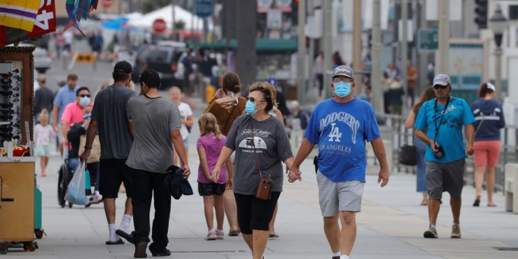 Covid-19: testes devem ter papel maior nas viagens internacionais