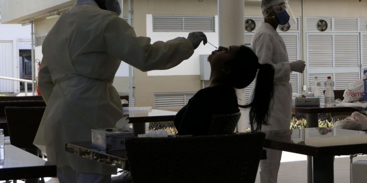 Brasil registra mais de 5 milhões casos de covid-19 e 150 mil mortes