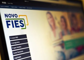 Inscrições para vagas remanescentes do Fies estão suspensas
