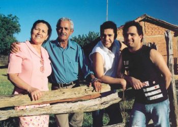 Pai de Zezé di Camargo e Luciano morre aos 83 anos