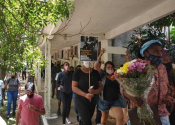 Beto Freitas é velado no RS com a aliança do casamento que estava marcado para dezembro