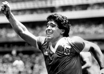 Morte do craque argentino Diego Maradona gera comoção mundial