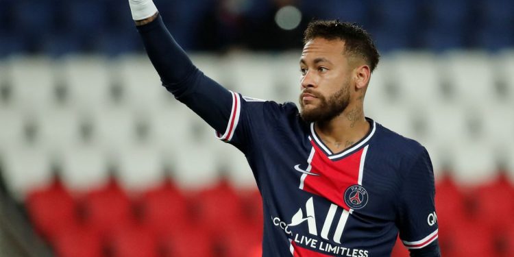 Machucado, Neymar está desconvocado da Seleção Brasileira