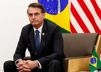 Bolsonaro silencia enquanto líderes mundiais parabenizam Biden