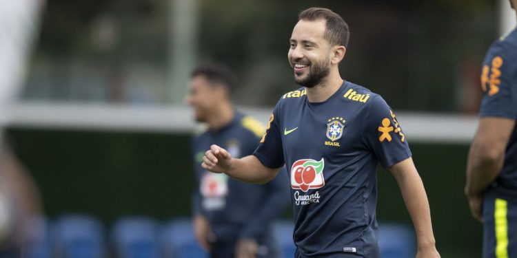 Tite esboça seleção com quatro novidades para duelo contra Venezuela