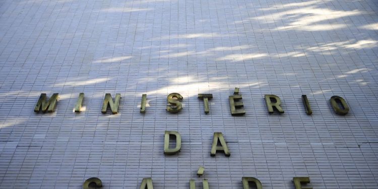 Internet e telefones do Ministério da Saúde saem do ar