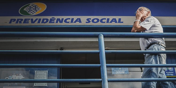 Aposentados e pensionistas de Aracati passarão a contribuir para a Previdência Municipal? Entenda.