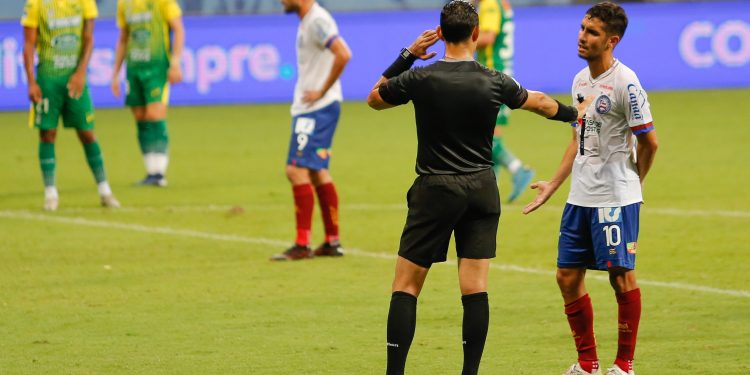 Bahia perde do Defensa y Justicia com ‘hat-trick do VAR’