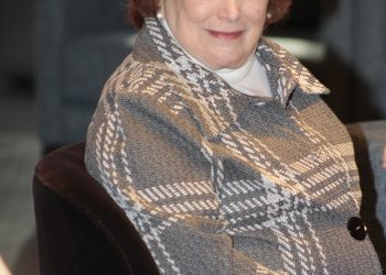 Corpo de Nicette Bruno é velado com presença de amigos e parentes no Rio de Janeiro