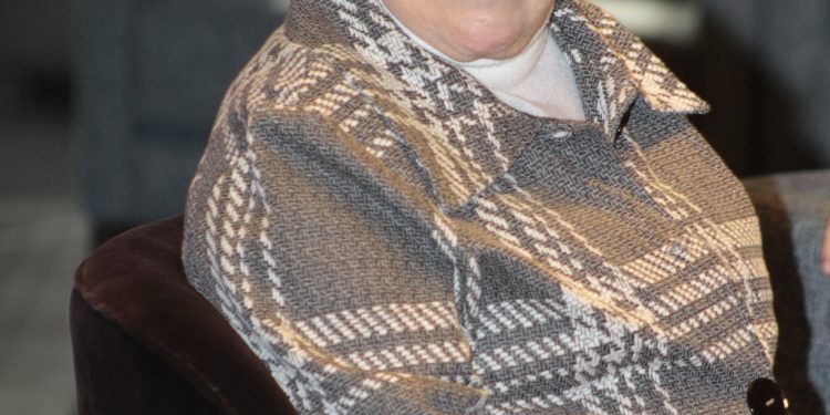 Corpo de Nicette Bruno é velado com presença de amigos e parentes no Rio de Janeiro