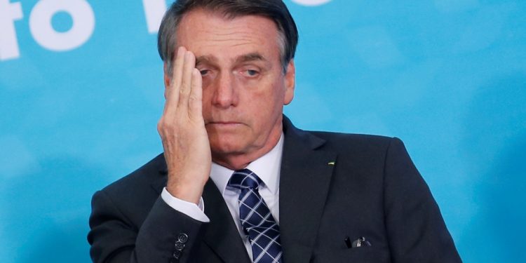 Bolsonaro reconhece vitória de Biden mais de um mês após eleição nos EUA