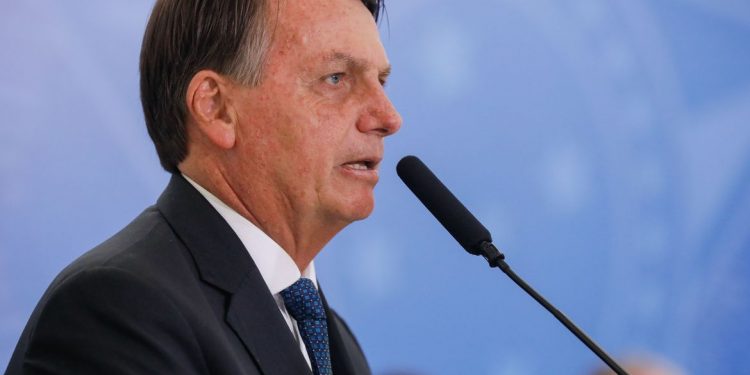 Bolsonaro sanciona Lei de Diretrizes Orçamentárias para 2021