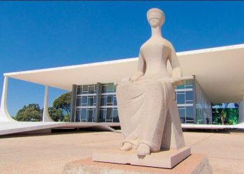 STF decide que amante não tem direito de dividir pensão com viúva