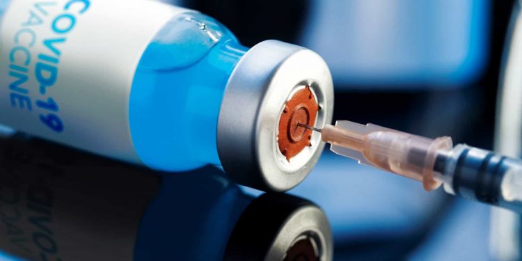 Entenda as regras da Anvisa para o uso emergencial de vacinas contra a Covid-19