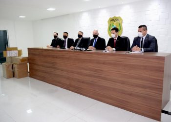 Polícia Civil apreende 143,5 mil maços de cigarros de origem estrangeira em Itarema