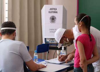 Mais de 50% dos brasileiros são contrários ao voto obrigatório, diz Datafolha