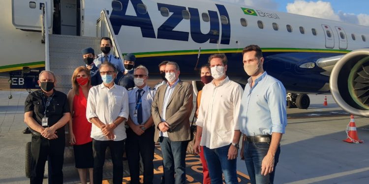 Voo inaugural da Azul chega ao Aracati trazendo desenvolvimento e muita emoção