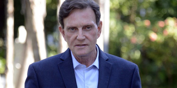 STJ determina que Crivella cumpra prisão domiciliar