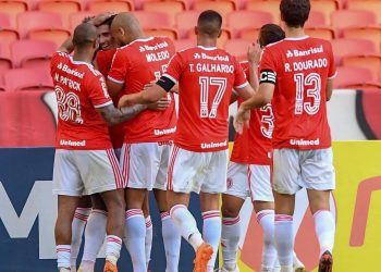 De olho em confronto direto com São Paulo, Inter tem nove pendurados