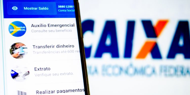 7 em cada 10 não encontraram fonte de renda para substituir auxílio emergencial, diz Datafolha