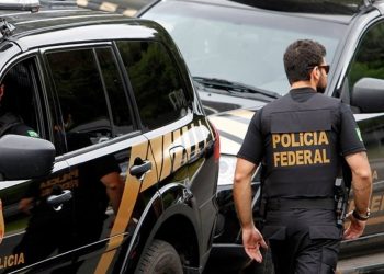 Polícia Federal vai ao Butatantan buscar Coronavac para Ministério da Saúde