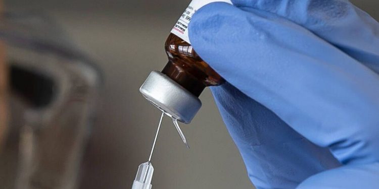 Itamaraty nega proibição para importação de vacinas da Índia