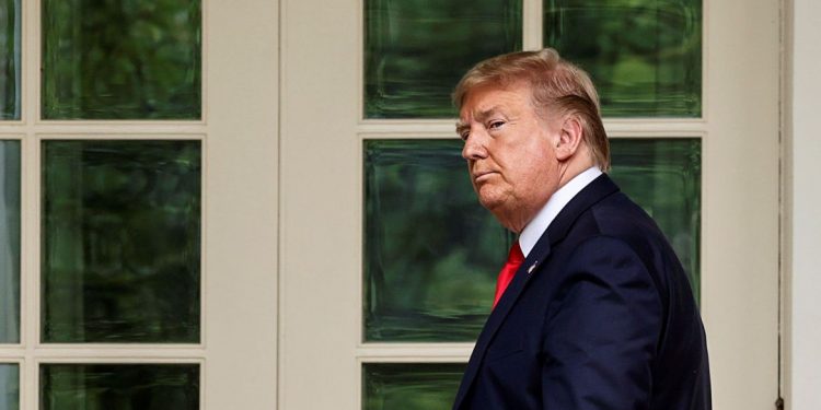 Impeachment de Trump será enviado ao Senado na segunda, diz líder democrata