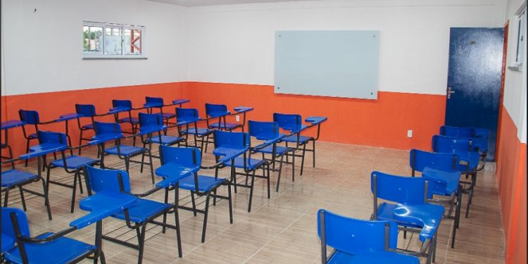 Aracati: Resolução aprova Calendário Escolar para o ano letivo de 2021 com aulas remotas até dezembro