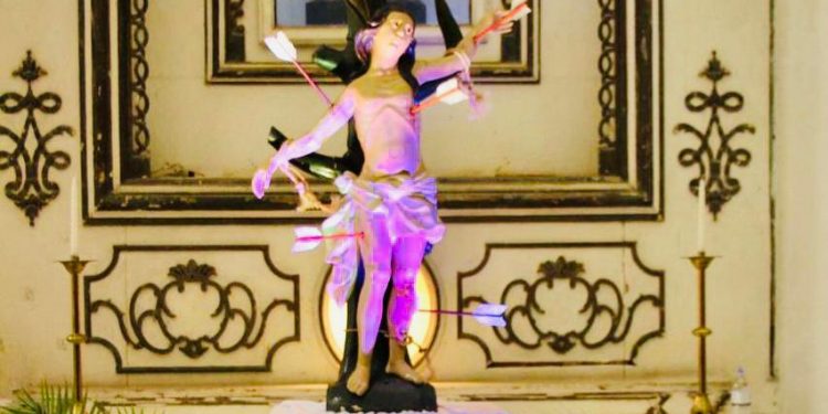 Aracati: Festa de São Sebastião se encerra com passeata com carro-andor e missas