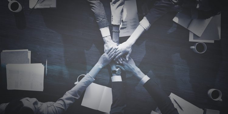 Aracati: prefeito nomeia novos secretários e renova com alguns já conhecidos