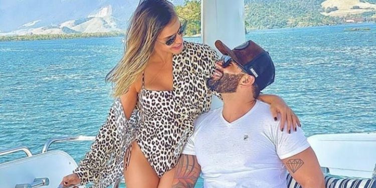 Gusttavo Lima E Andressa Suita S O Flagrados Juntos Em Angra Dos Reis Sinal News