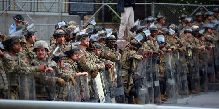 Posse de Biden vai ter reforço de 20 mil soldados da Guarda Nacional