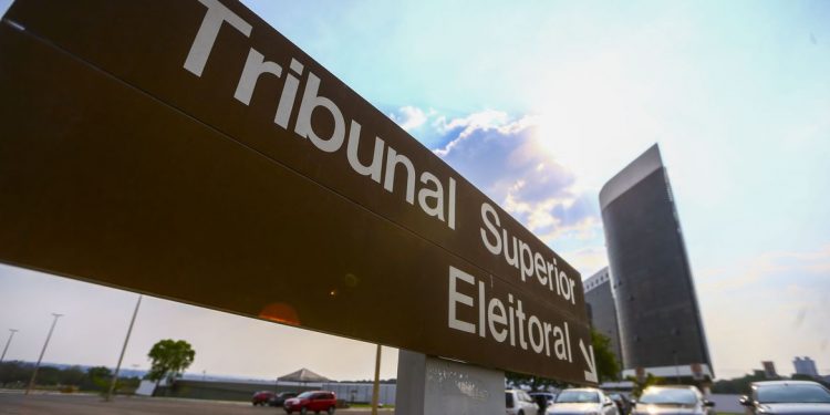 TSE confirma suspensão de consequências para quem não votou em 2020
