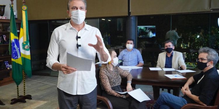 Camilo Santana anuncia medidas de apoio ao setor de eventos neste período de pandemia