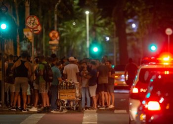 Vigilância sanitária interdita bares em bairro boêmio de São Paulo durante o carnaval