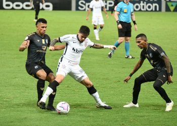 Corinthians recebe o Ceará em confronto direto por vaga na Libertadores