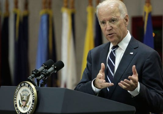 Biden planeja naturalização de 9 milhões de imigrantes
