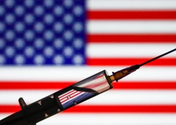 Mais de 300 milhões de americanos serão vacinados até julho