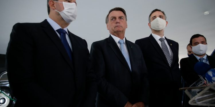 Lira e Pacheco definem pauta econômica como prioridade e cobram vacinação ágil; Bolsonaro fala em harmonia