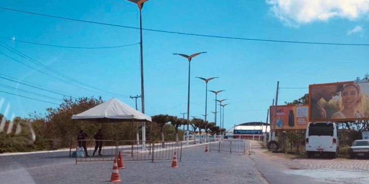Aracati: instaladas barreiras sanitárias na entrada e saída do município para o período do Carnaval